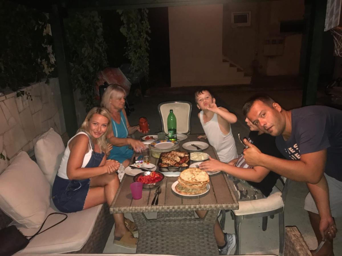 Near Beach Studio Kaštela Esterno foto